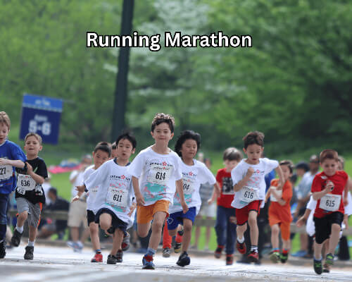 Kids running a marathon