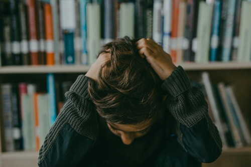 Does parenting style influence anxiety in children? Find out which styles help or harm anxious children, backed by research, & tips to support your child’s well-being.